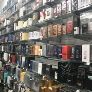 بررسی رفتار مصرف‌کنندگان هنگام خرید آنلاین عطر: تیپ‌های خریداران عطر آنلاین از فروشگاه های اینترنتی | فروشگاه ادکلن و عطر - فرانس شاپ